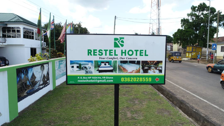 Restel Hotel Exterior